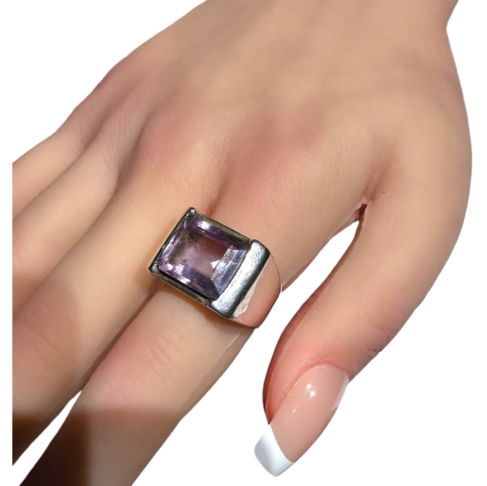 Natural Amethyst Gemstone with 925 Sterling Silver Ring Size 6-6.25